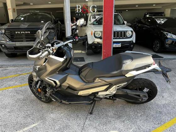 HONDA X-ADV 